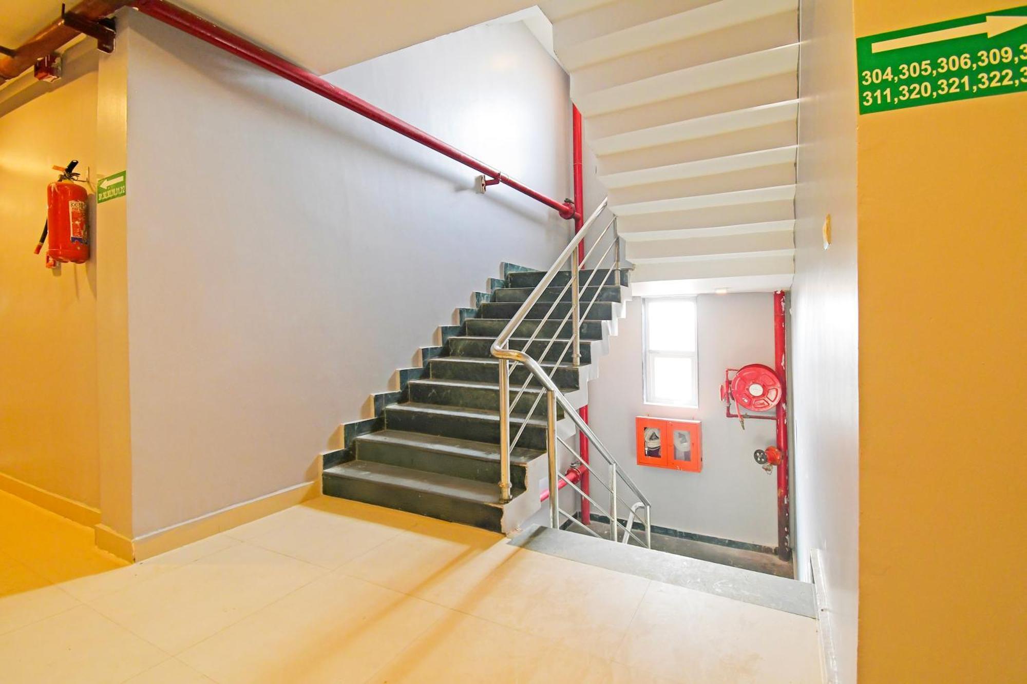 Super Townhouse Mancheswar Industrial Estate Hotel Bhubaneswar Luaran gambar